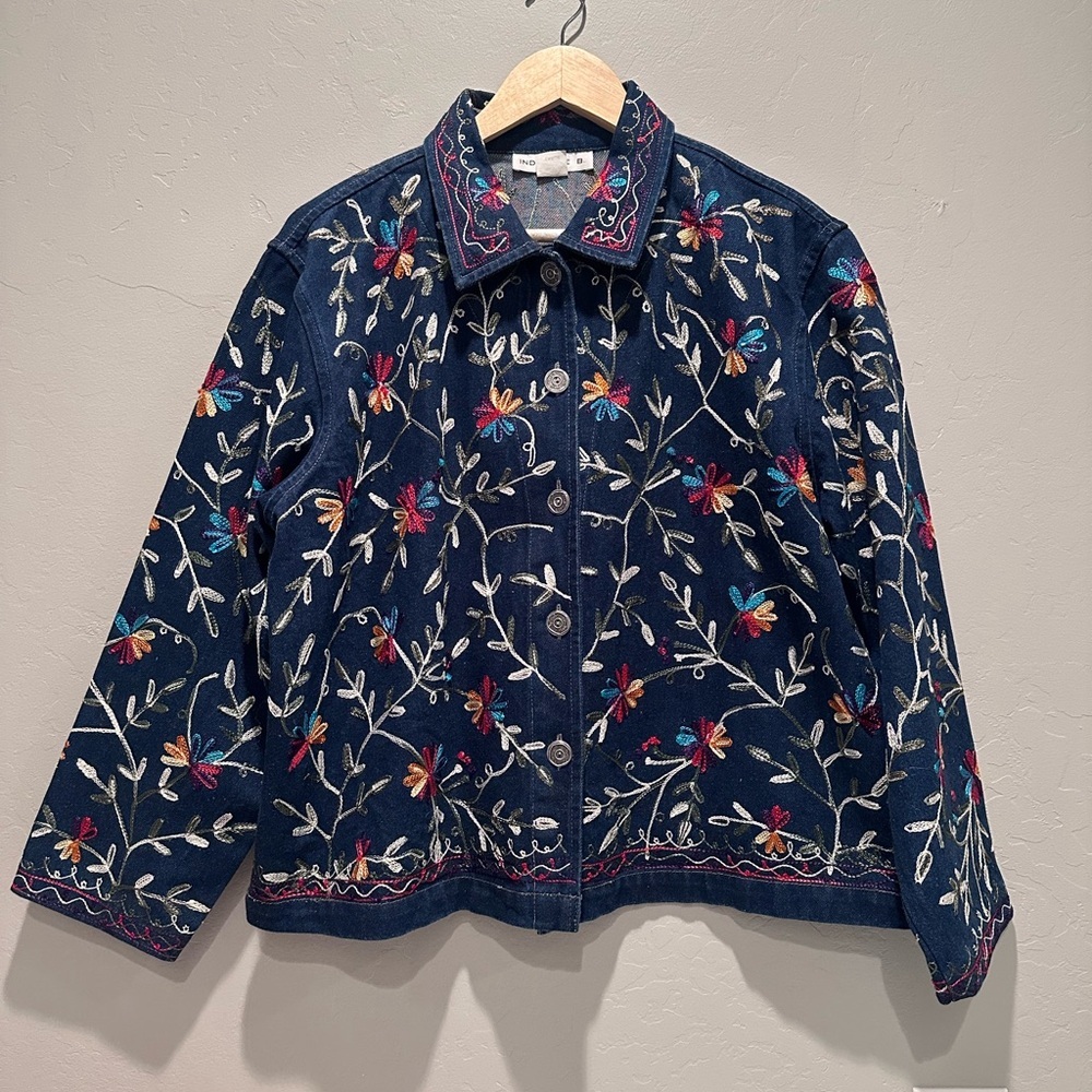 Industrie‎ B Colorful Floral Embroidered Denim Jacket Size Large 100% Cotton